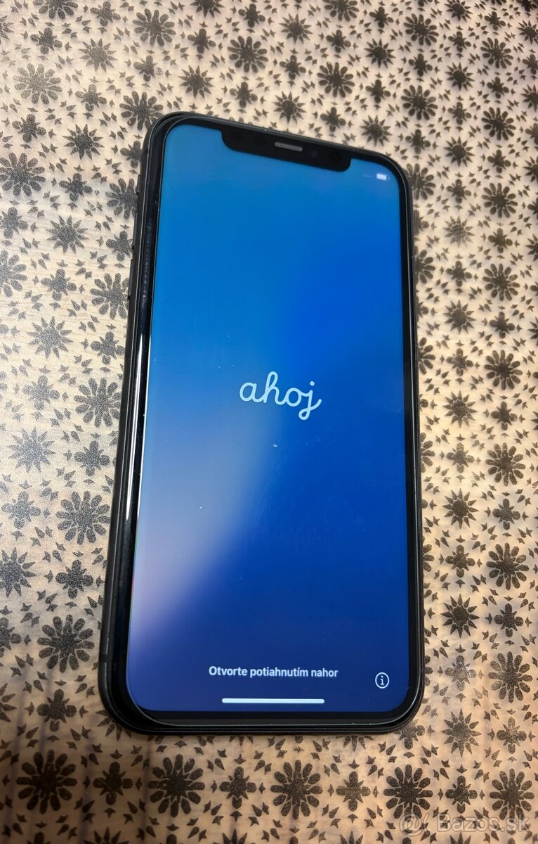 iPhone 11 64 GB - čierny - 3