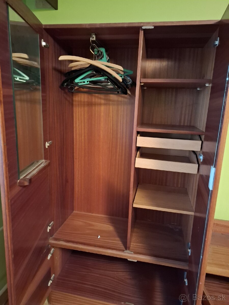 Retro obývacia zostava z roku 1974 - 3