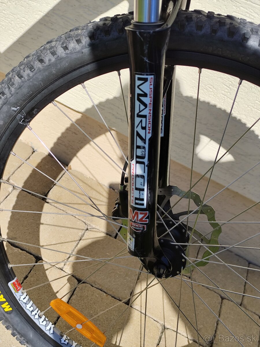 Kona caldera ram S (16) kolesa 26 - 3