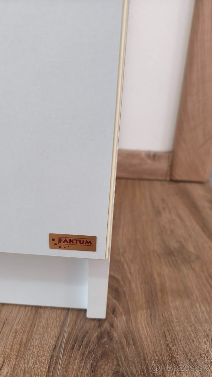 Komoda s prebaľovacím pultom - 3