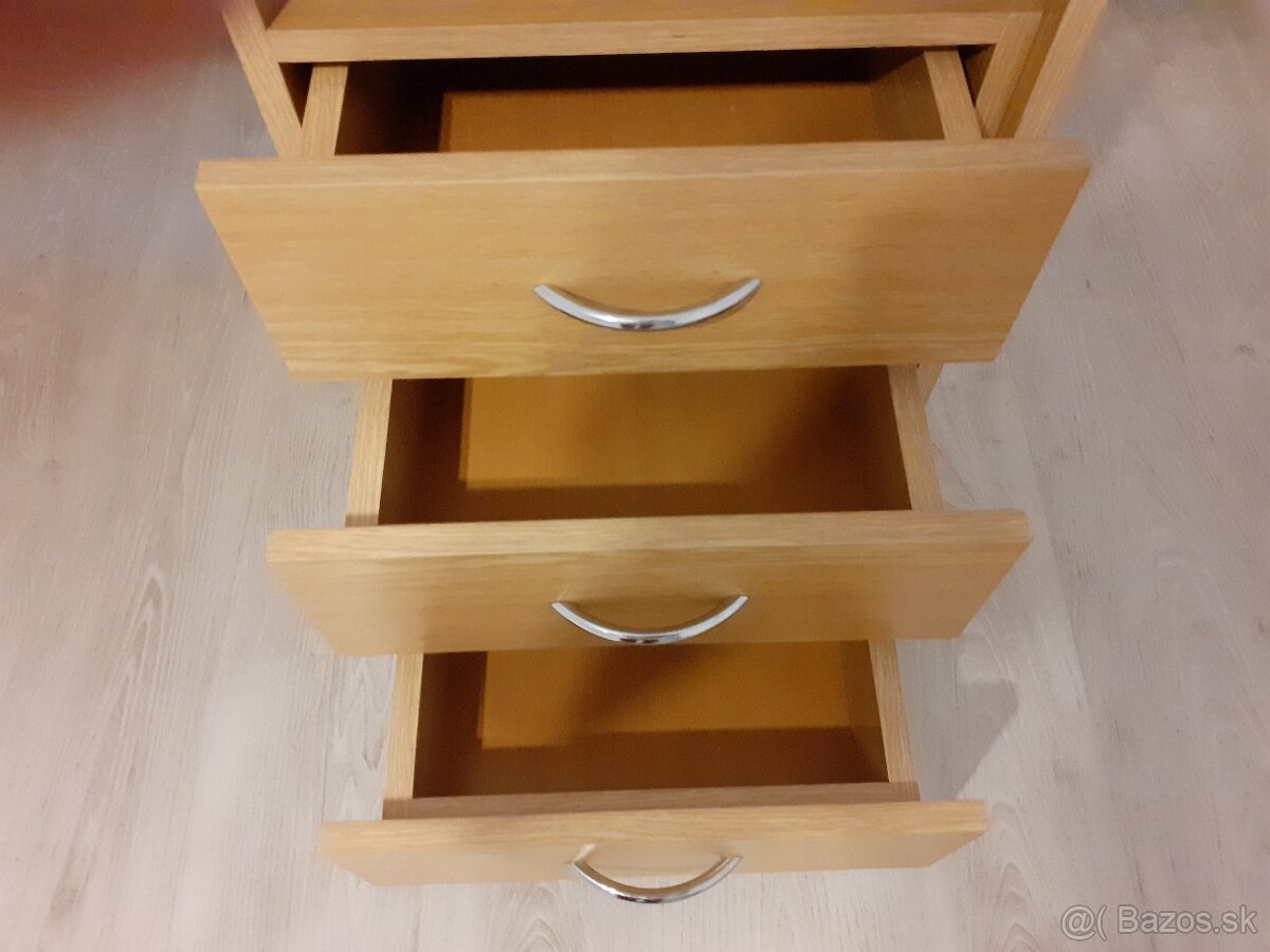 Stôl študentský - 3