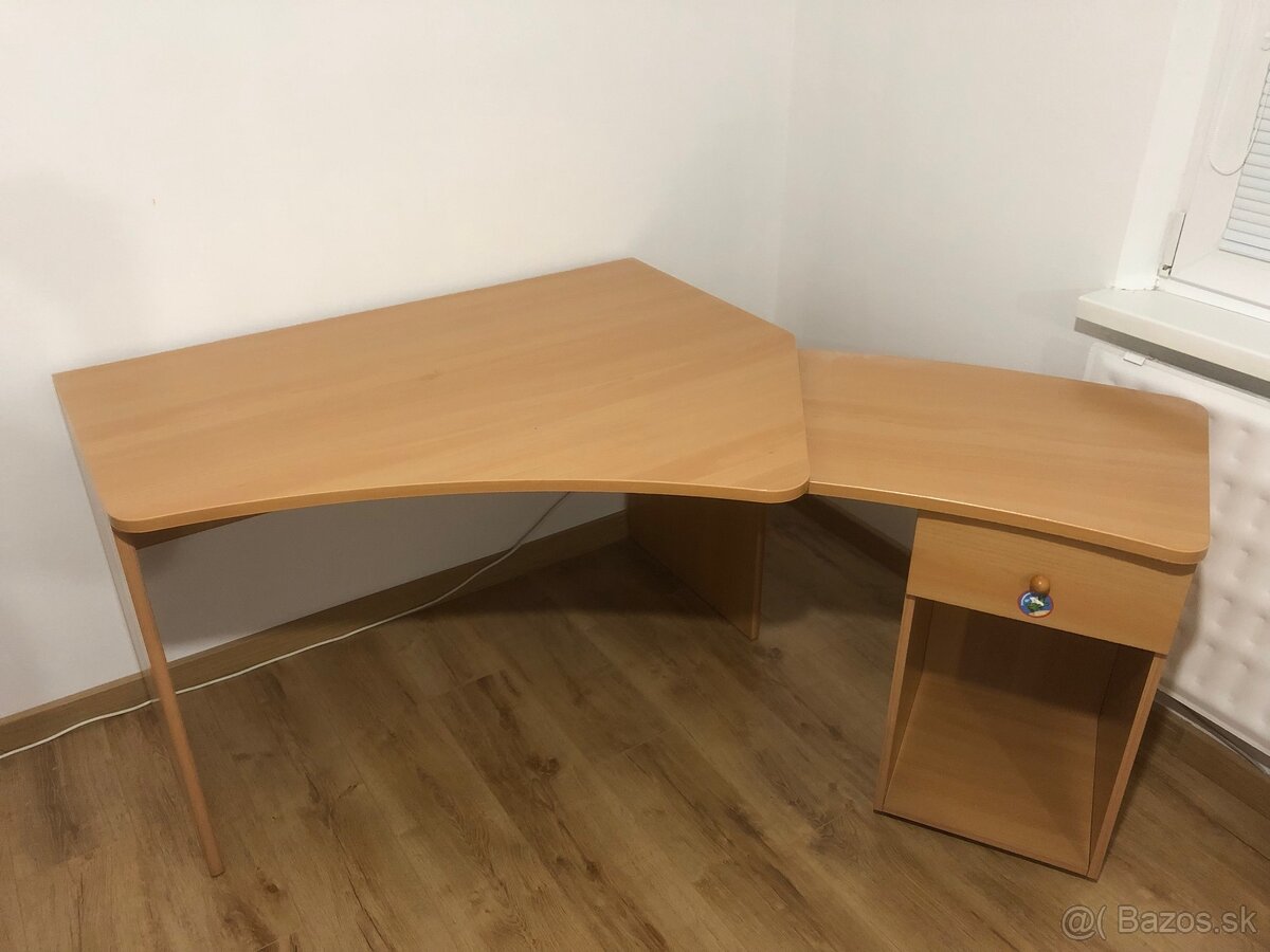Pisaci stôl - 3