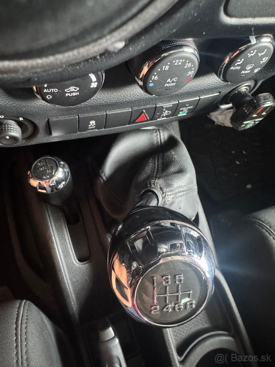 Jeep Wrangler Unlimited 2,8 CRD