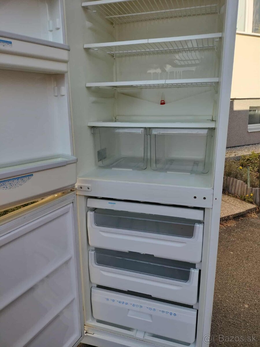 Predám chladničku s mraziakom Whirlpool - 3