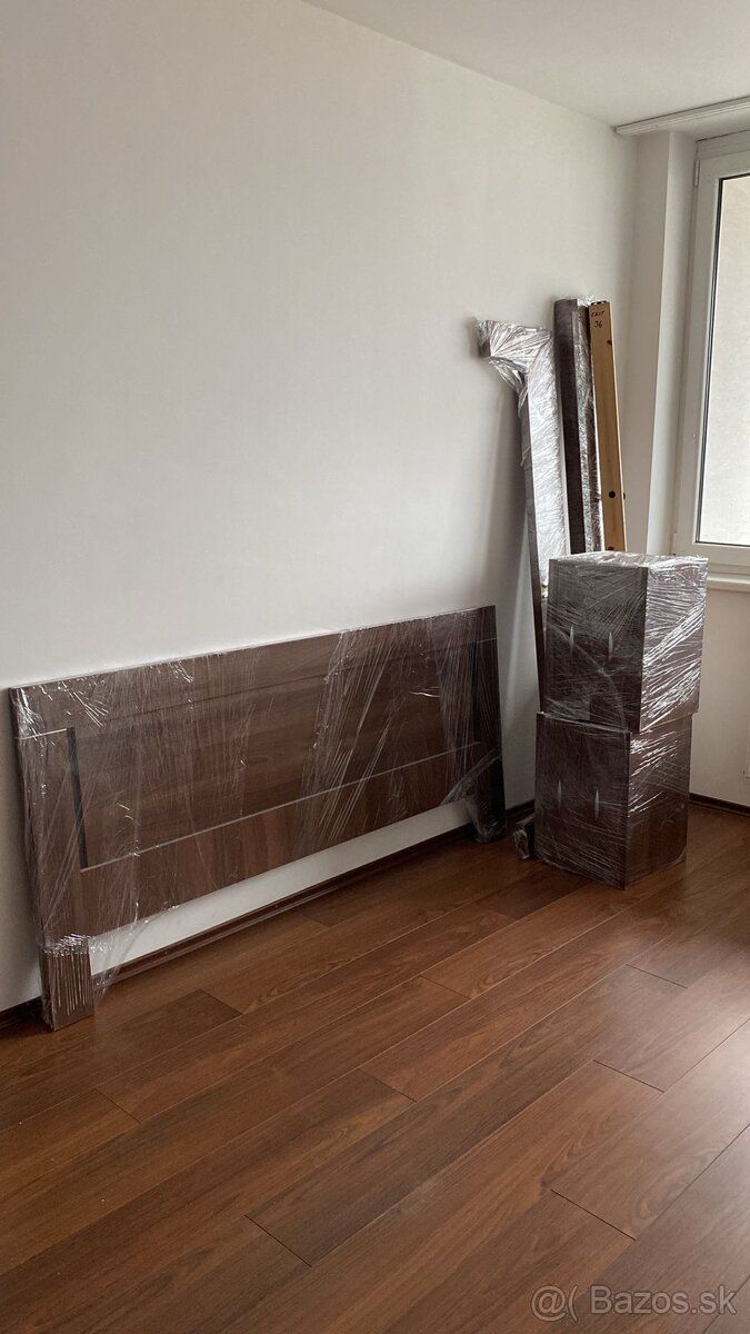 Predám posteľ 180x200 - 3