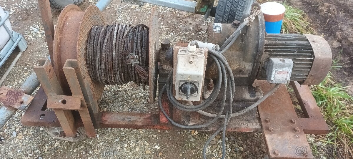 Stavebný navijak aj na oranie - 3