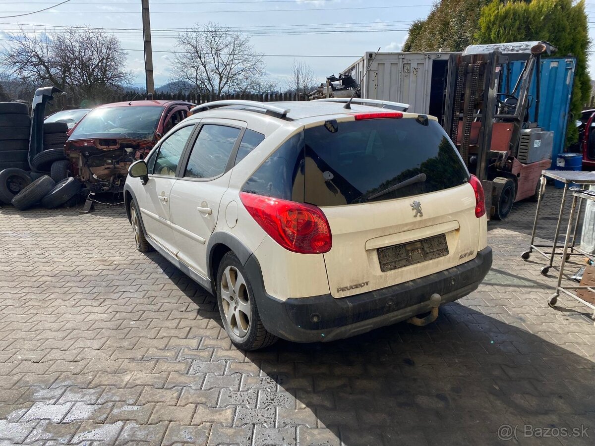 Peugeot 207 sw 1.6 hdi RV:2012 - 3