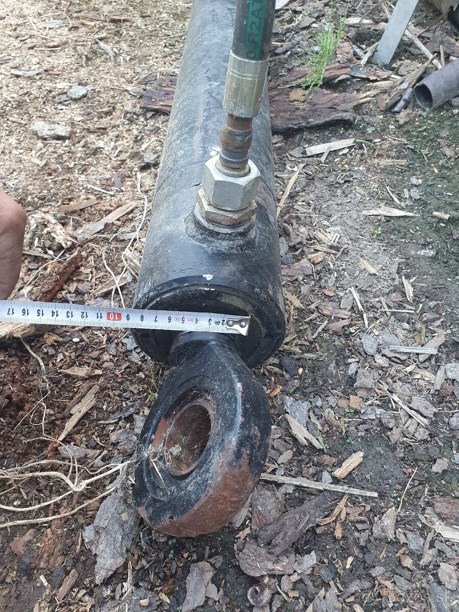 Predam dvojcinny hydraulicky valec piest - 3