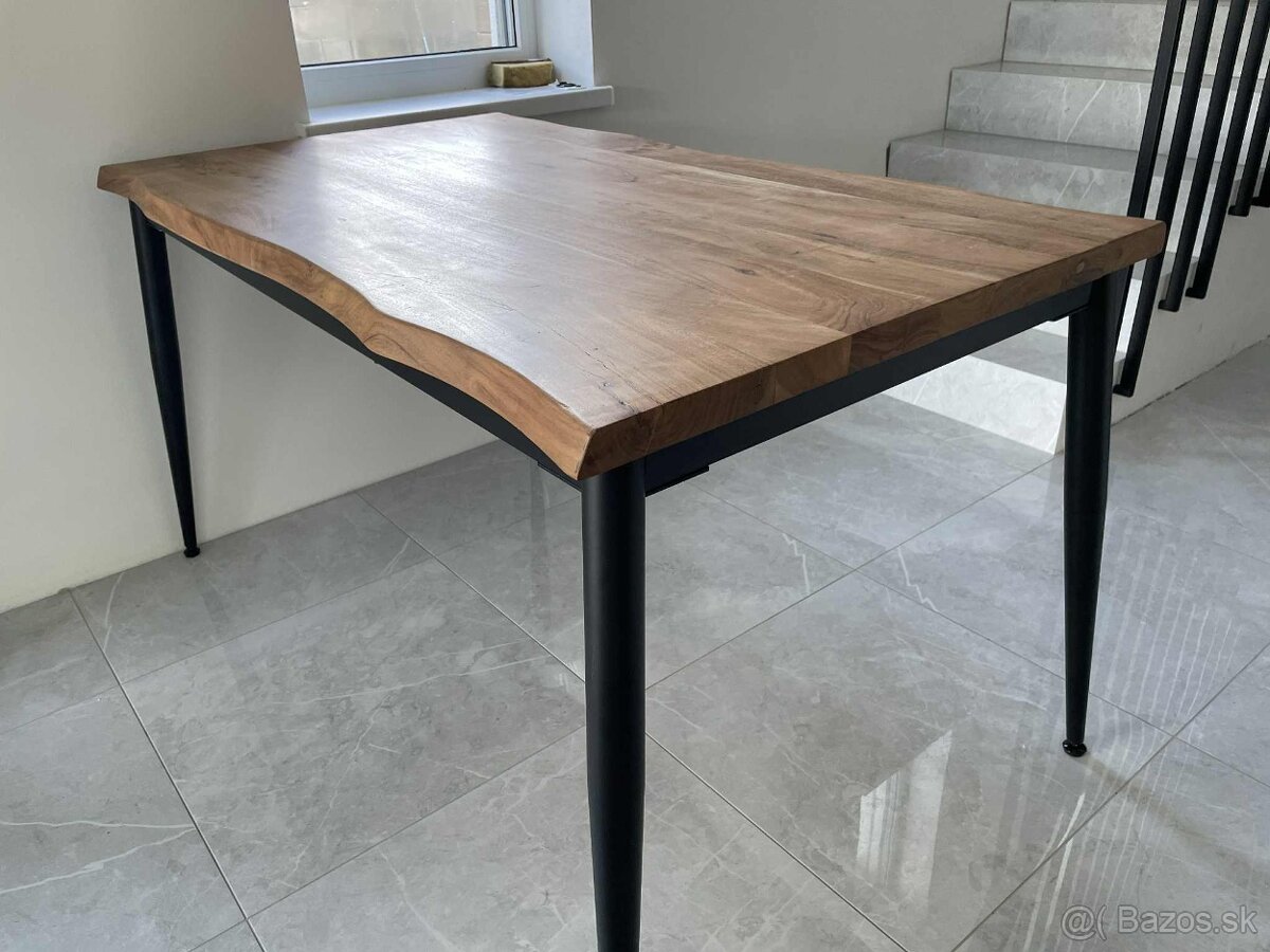 Jedálenský stôl - 3