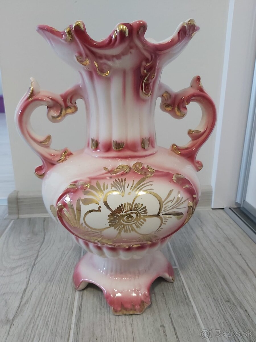 Predáme peknú baroko-rokoko keramicku porcelanovu vazu - 3