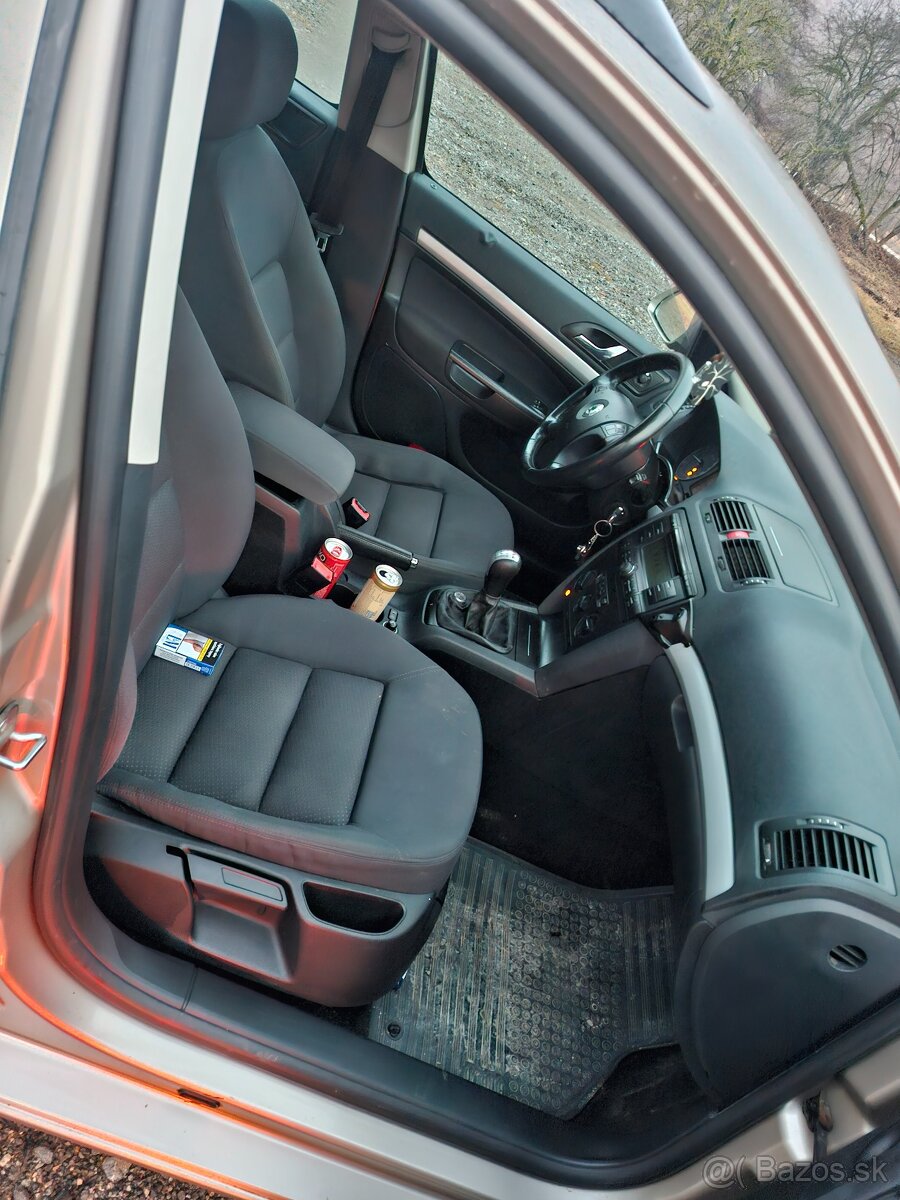 Rozpredám škoda octavia 2 - 3