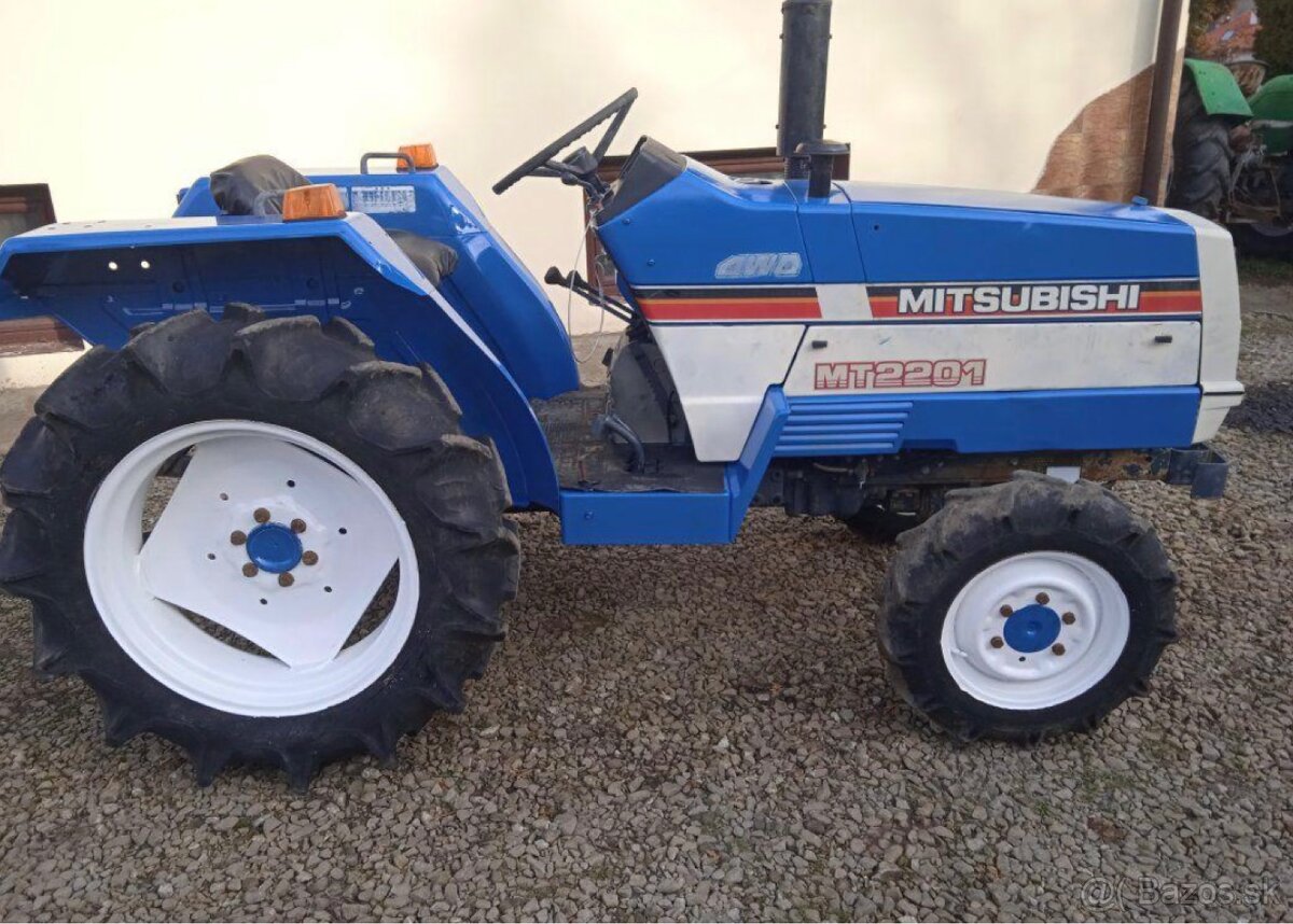 4x4 Mitsubishi mt2201 Traktor 4x4 22km - 3