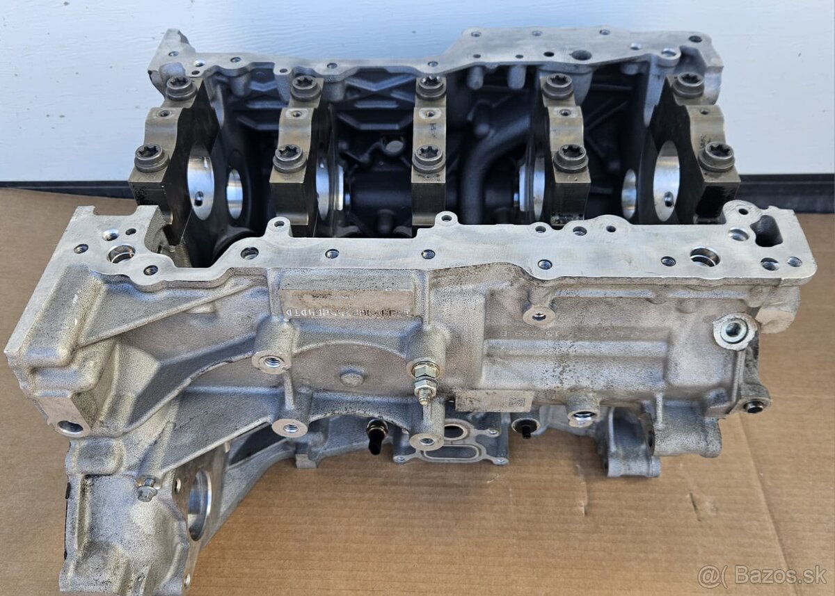 Blok motora Land Rover 2.0 Ingenium DTD - 3