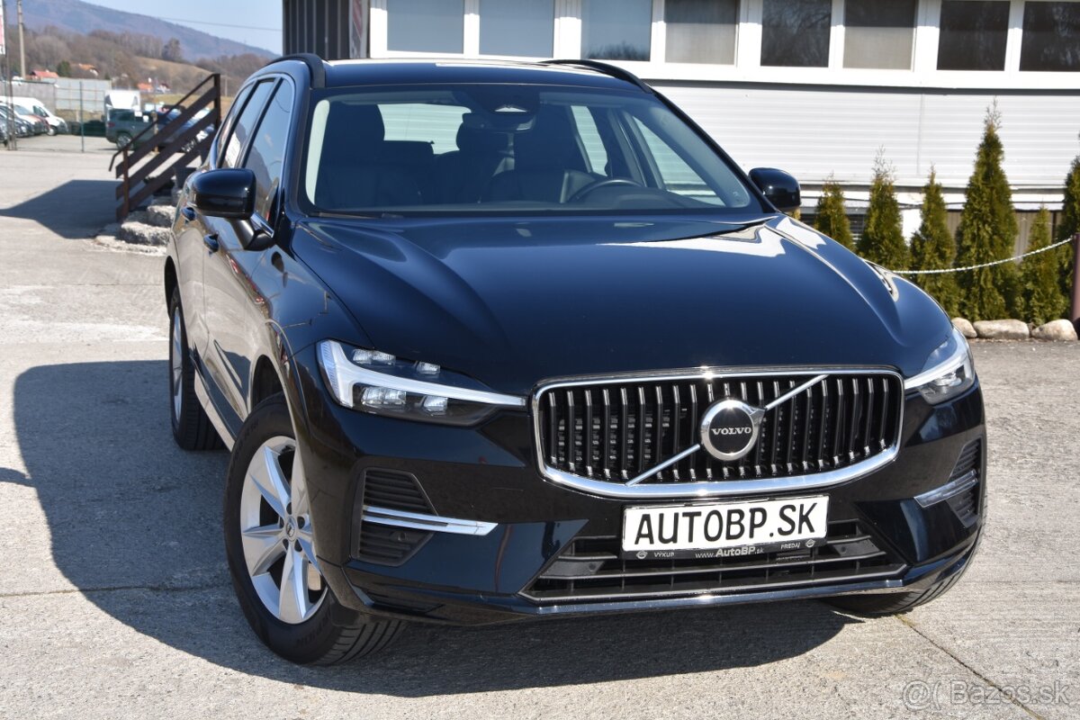 Volvo XC60 2.0 B4 mHEV Momentum A/T - 3