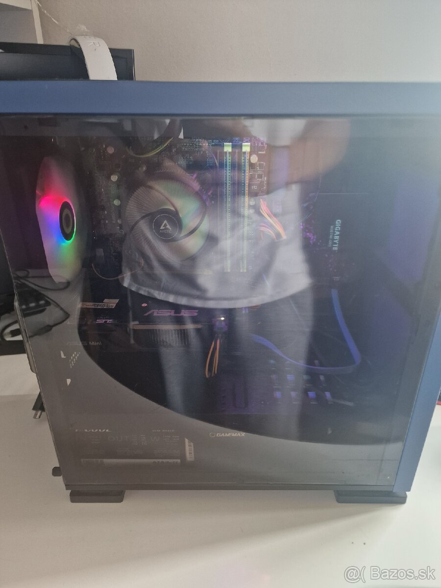 Počítač game Max . - 3