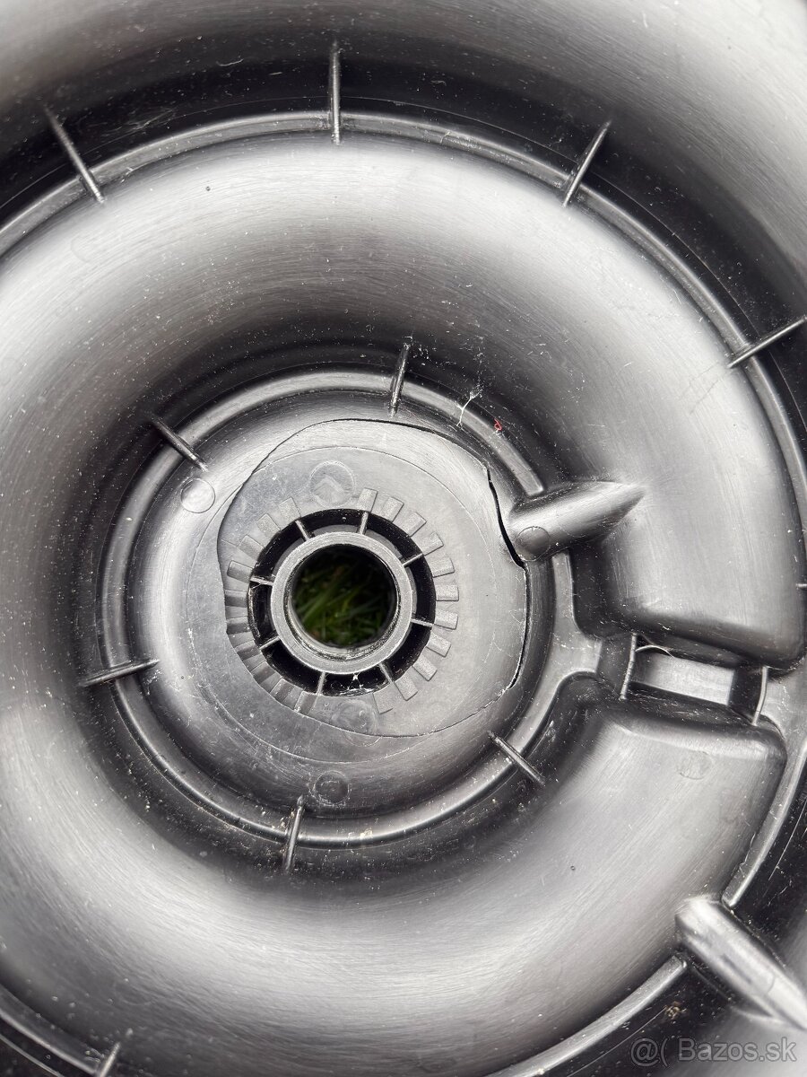 Záhradná solárna sprcha - 3