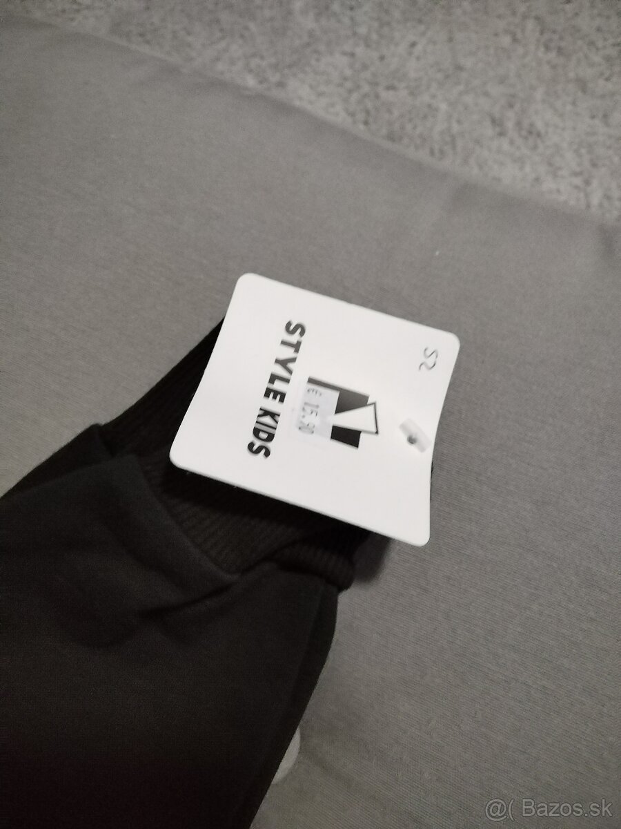 Nove teplaky vel.146 - 3