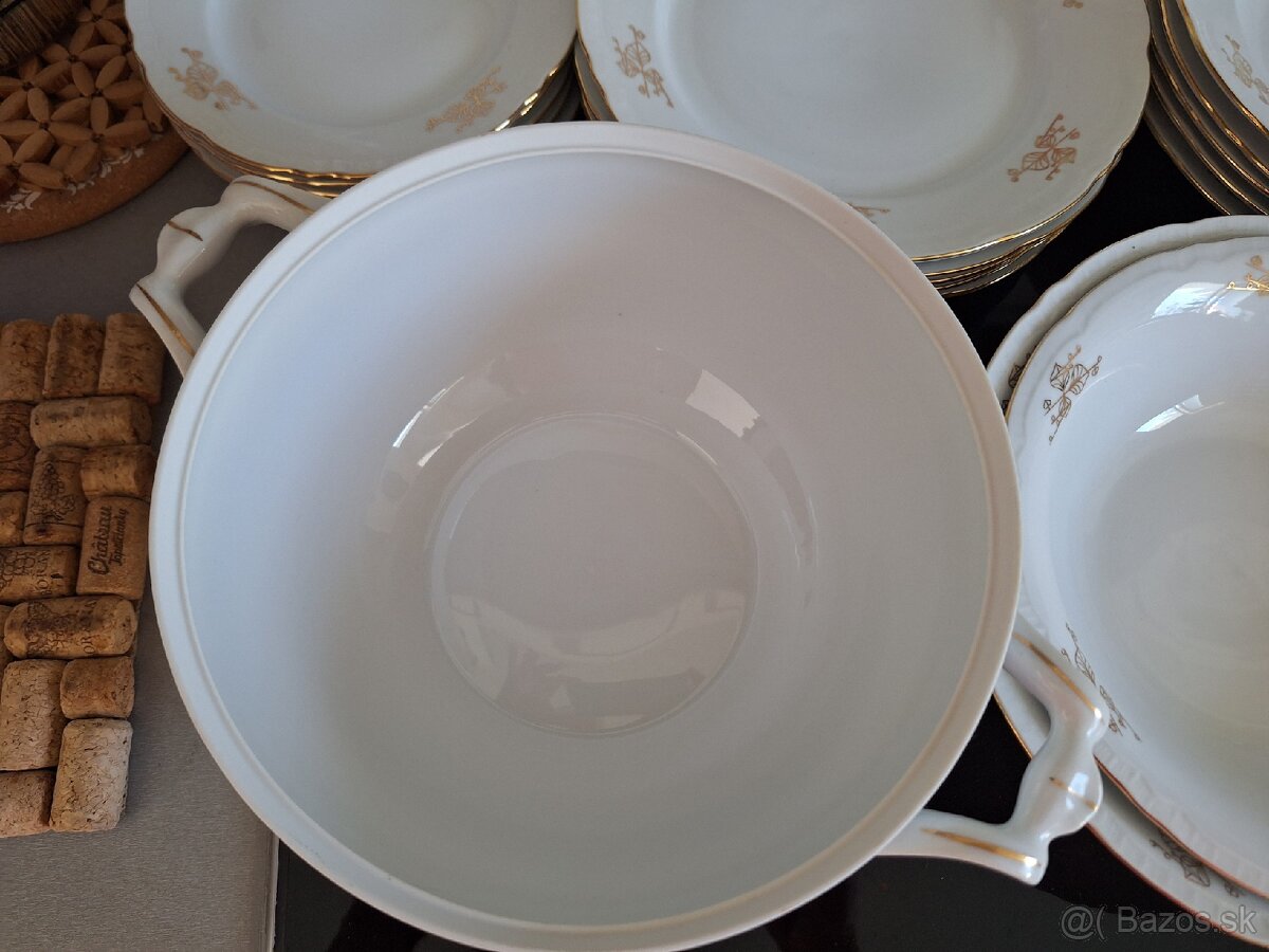Obedová porcelánová súprava-ČESKOSLOVENSKO - 3