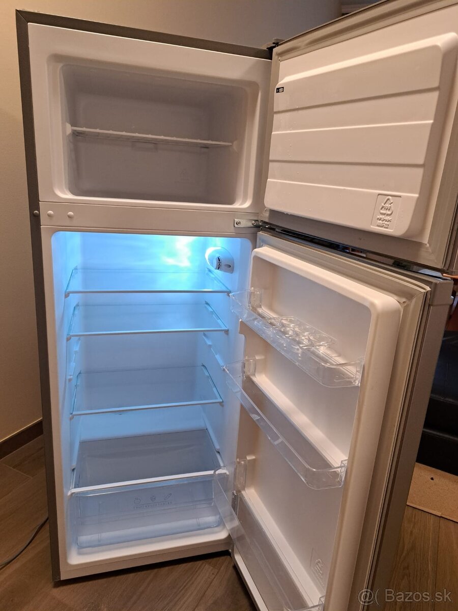 Chladnička s mrazničkou - 3