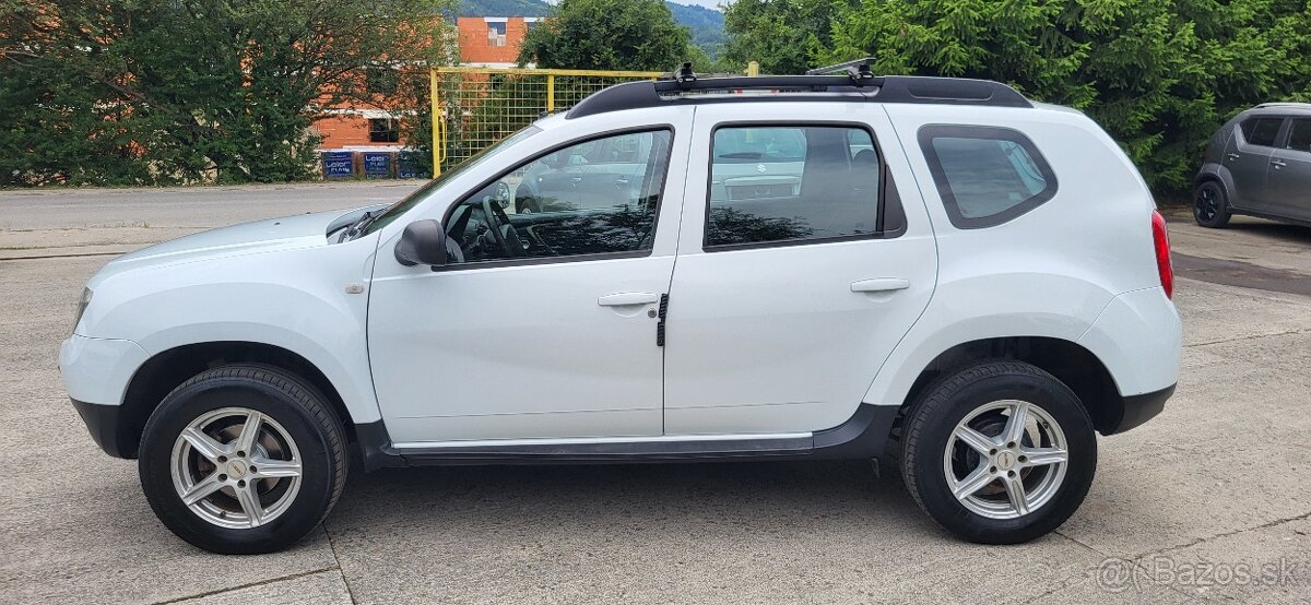 Dacia Duster 1.6i benzin 4x4 MT/6 - 3