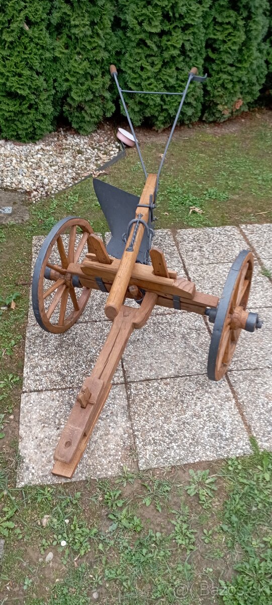 Starý drevený konský pluh 7 - 3