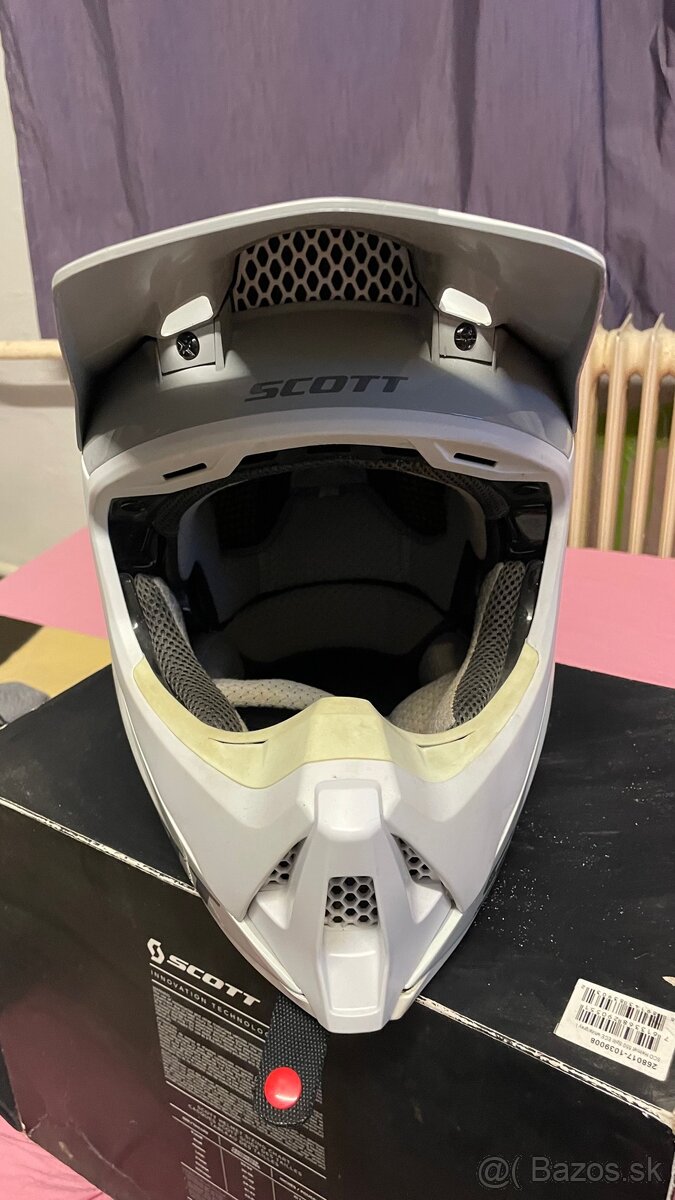 predám motokrosovu prilbu scott 550 ece - 3