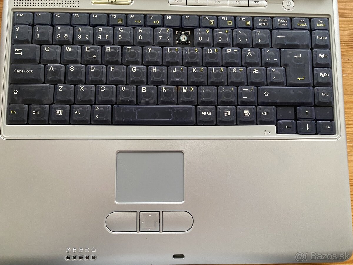 Notebook Packard Bell MIT-MAN01 z roku 2002 - 3