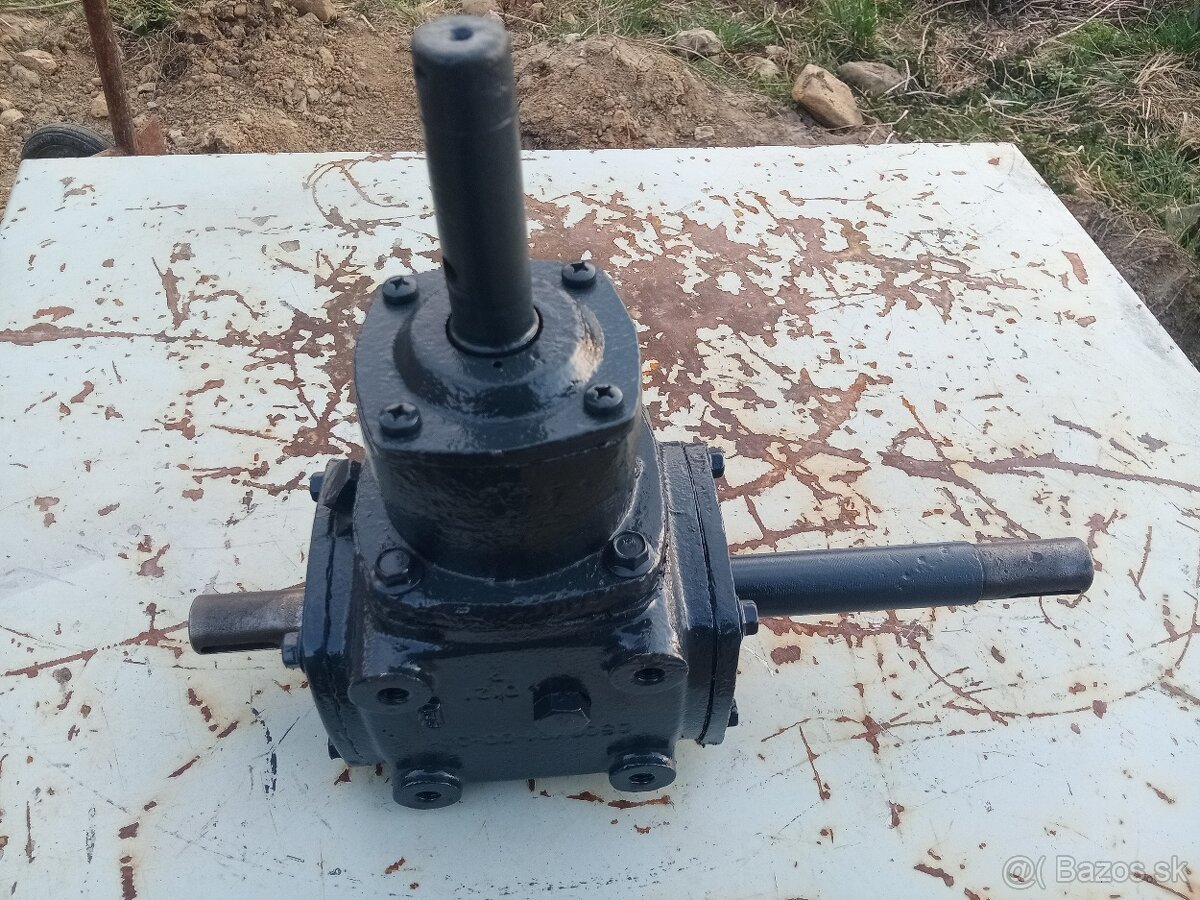 Uhlová prevodovka 1:1 - 3