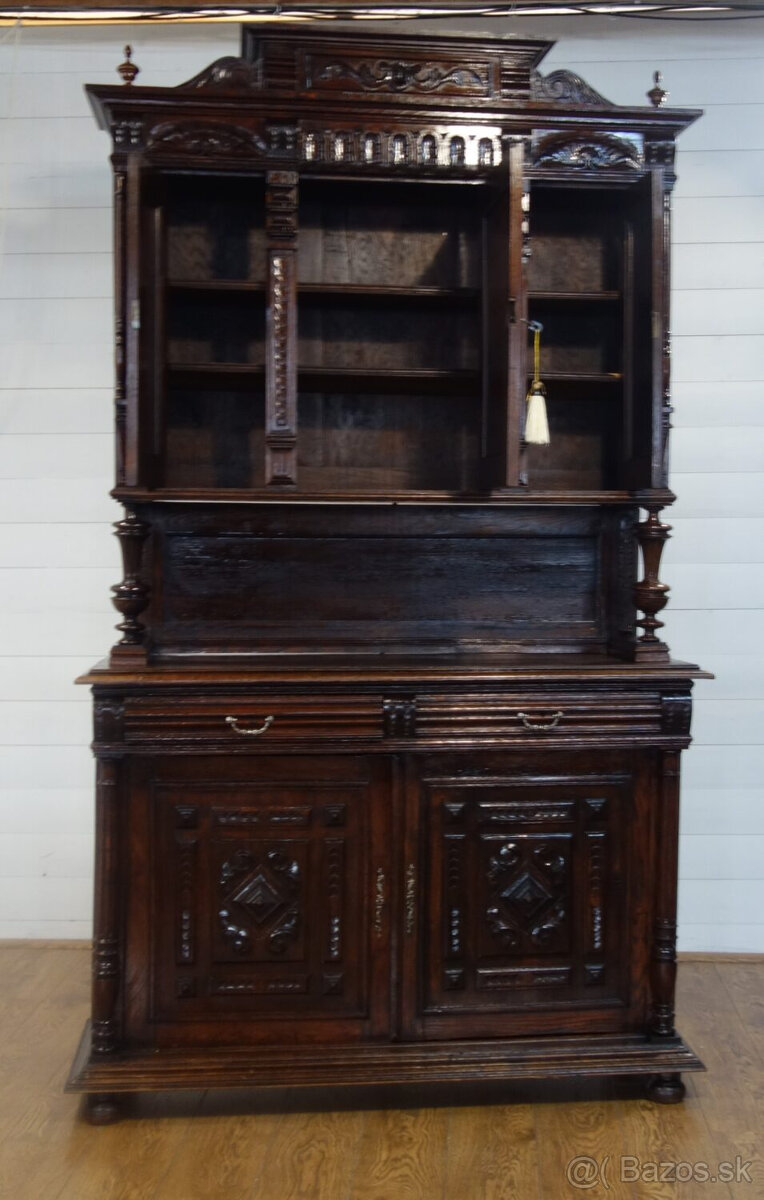 Príborník ” ALT DEUTCH ” ( 137 ). - 3