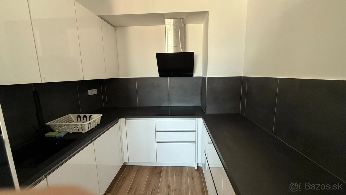 Na prenájom zariadený 3 izbový byt balkón Agátová Miloslavov - 3