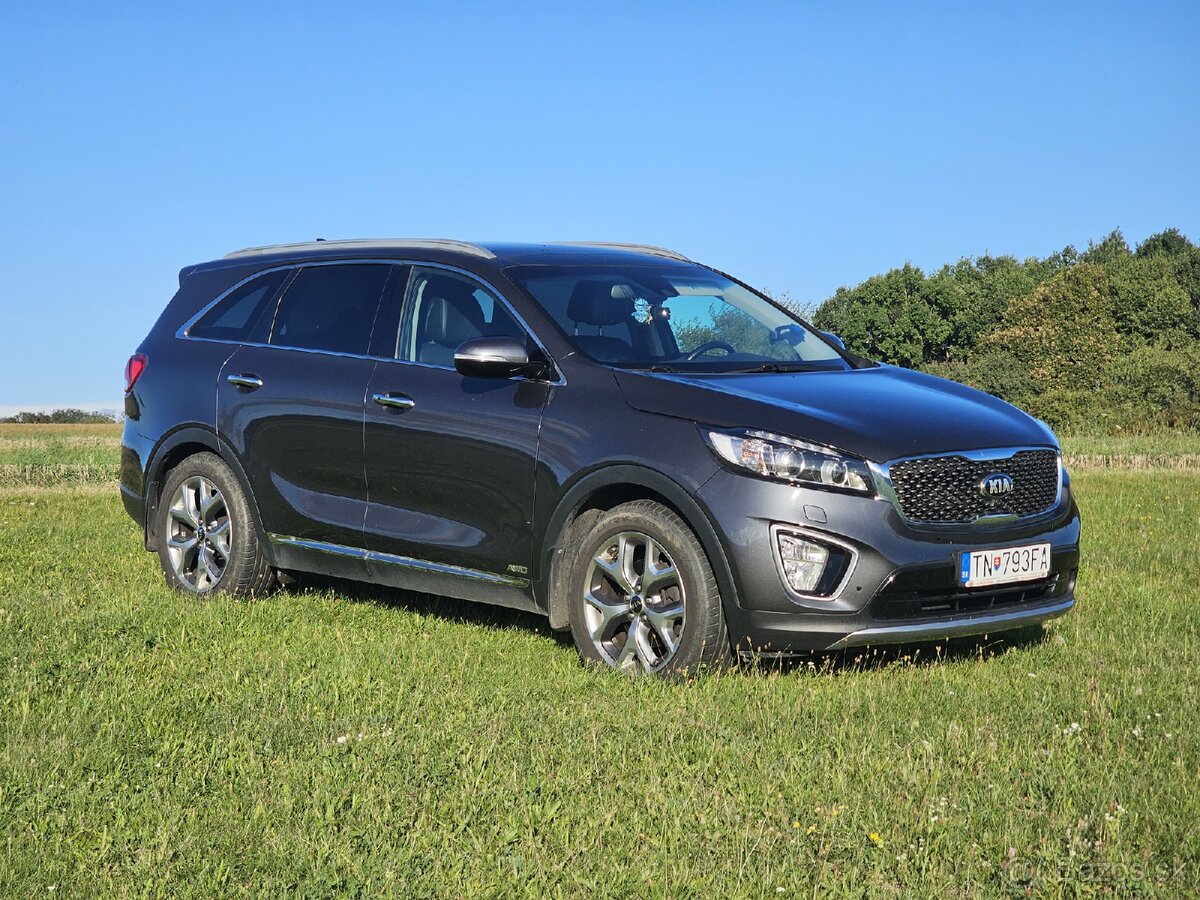 Kia Sorento 2016 2,2CRDI 4x4 šedá tm.metalíza, AUTOMAT - 3