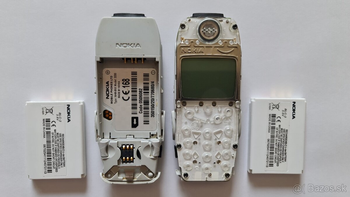 Nokia 3330 Nokia 3310 - 3