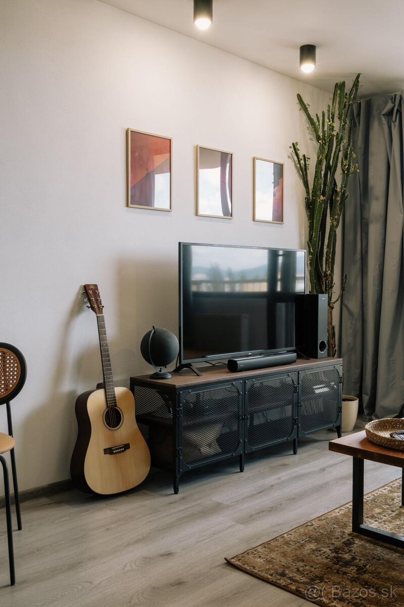 Prenájom 1,5-izbového bytu – Pražský typ, Košice (Lidické ná - 3