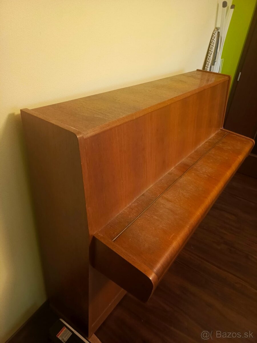 Piano August Foster - 3