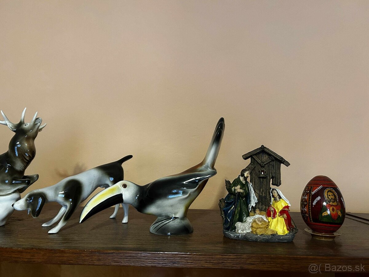 Staré/starožitné poháre, sošky, žehlička - 3