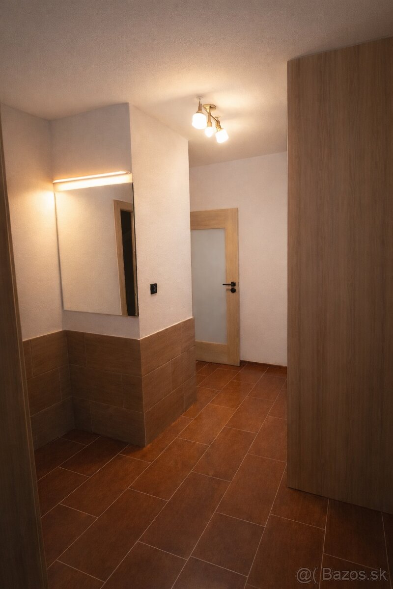 Veľký 2-izbový byt – Martin Sever – 64 m² - 3