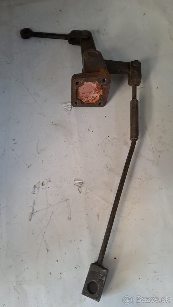 Konzola s pákou na Zetor - 3