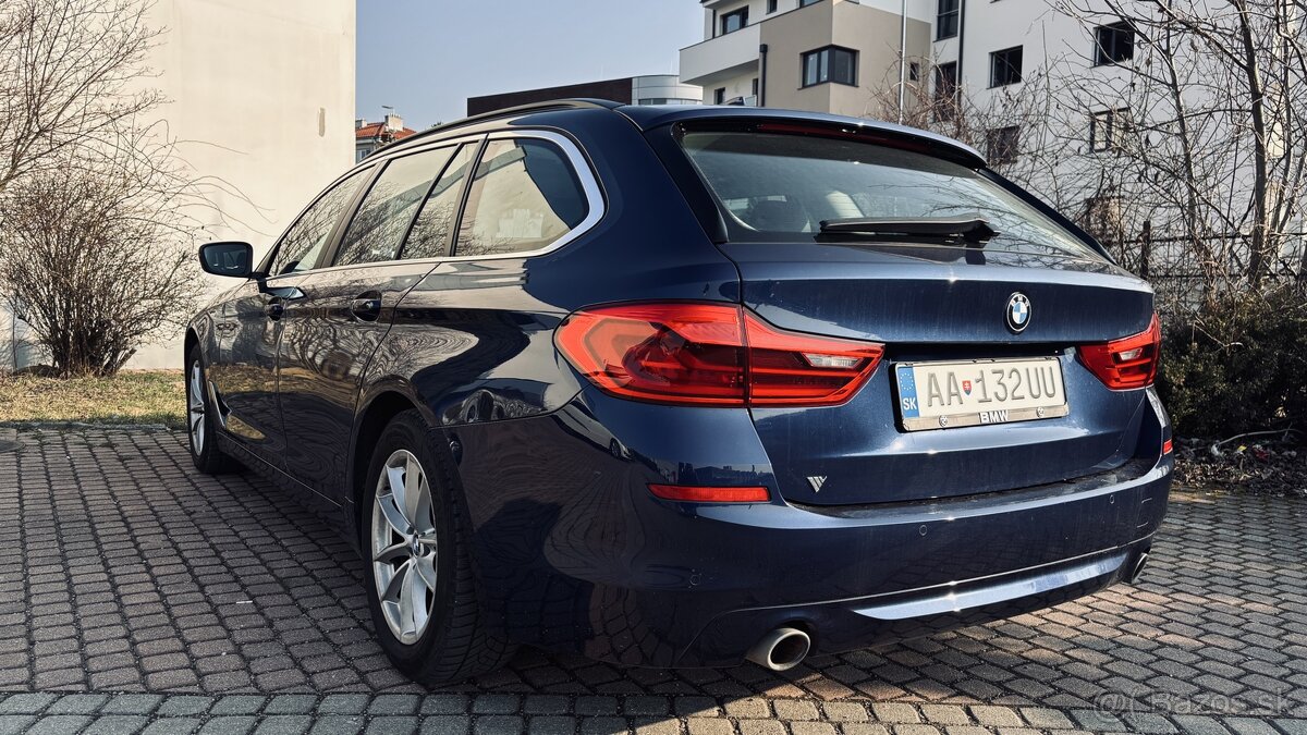 BMW rad 5 Touring 518d - Model 2020 - 3