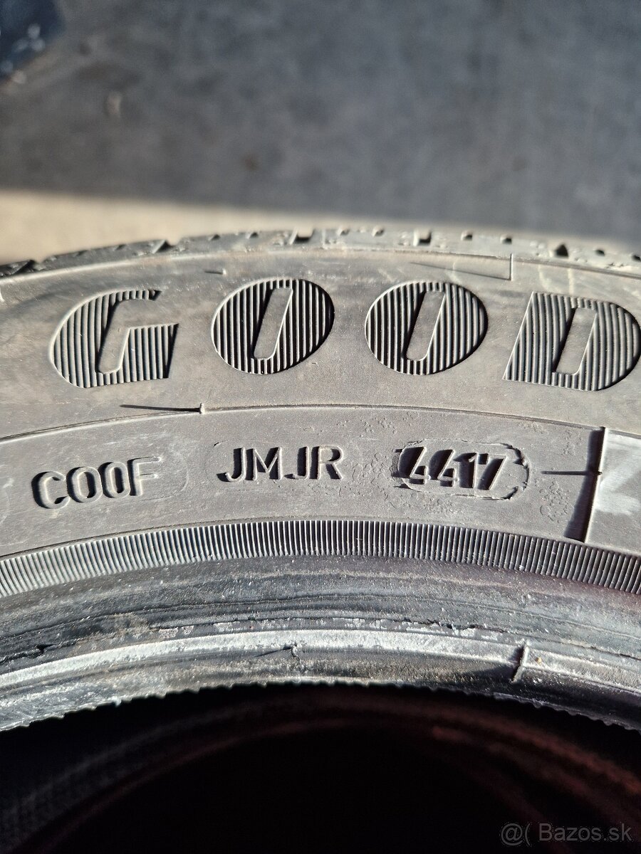 Predám pneumatiky Goodyer Effcient Grip - 3