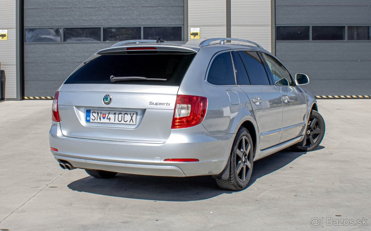Škoda Superb Combi 2.0 TDI 2011 - 3