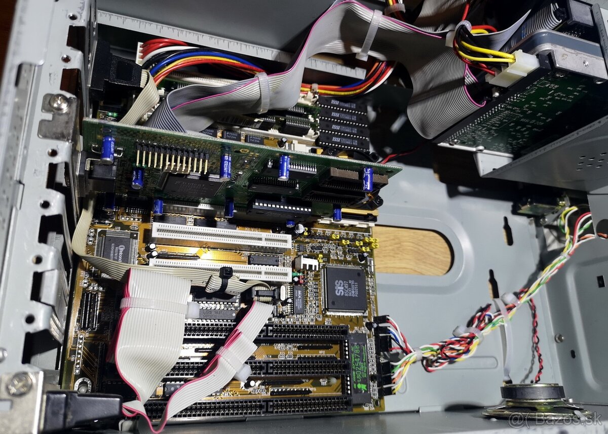 Predám Retro PC 486 DX2 66MHz (23) - 3