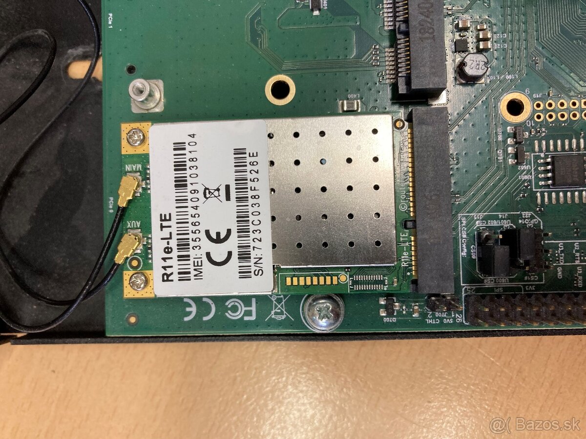 Predám Mikrotik Routerboard RBM33G - 3