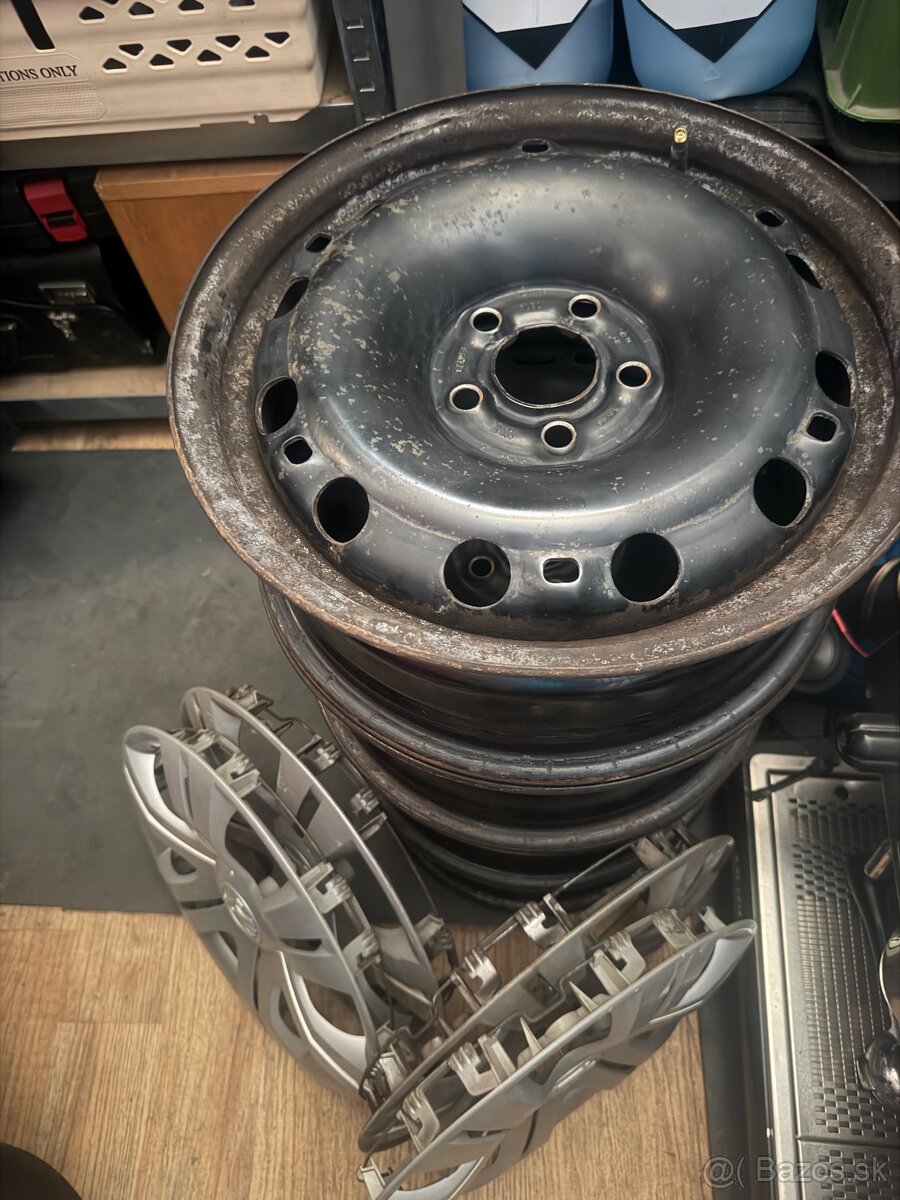 Predam disky 5x100 Fabia2 + puklice - 3