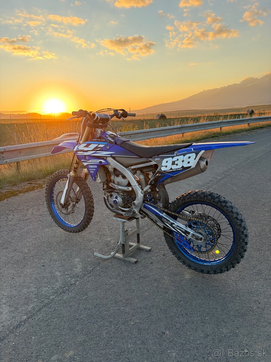 YAMAHA YZ250F - 3