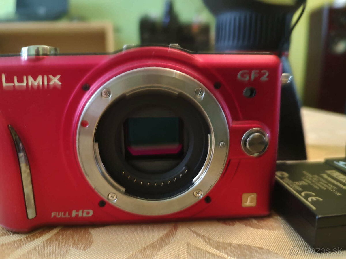 Panasonic Lumix DMC-GF2 - 3