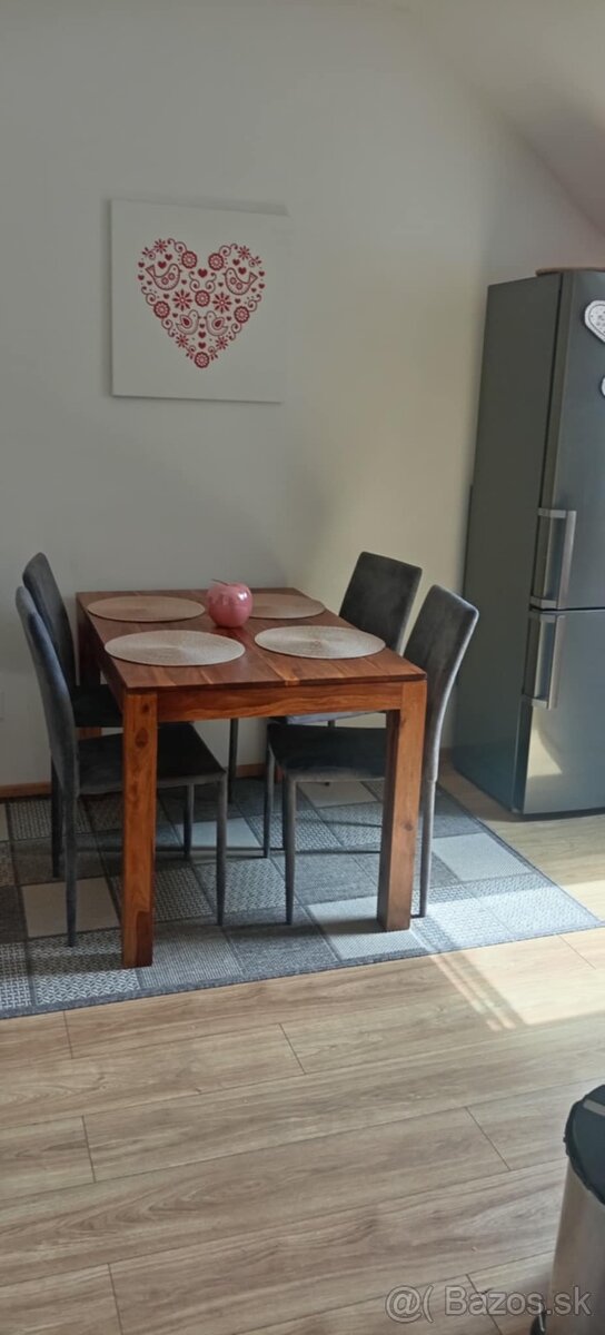 2 izbovy byt Lánska - 3