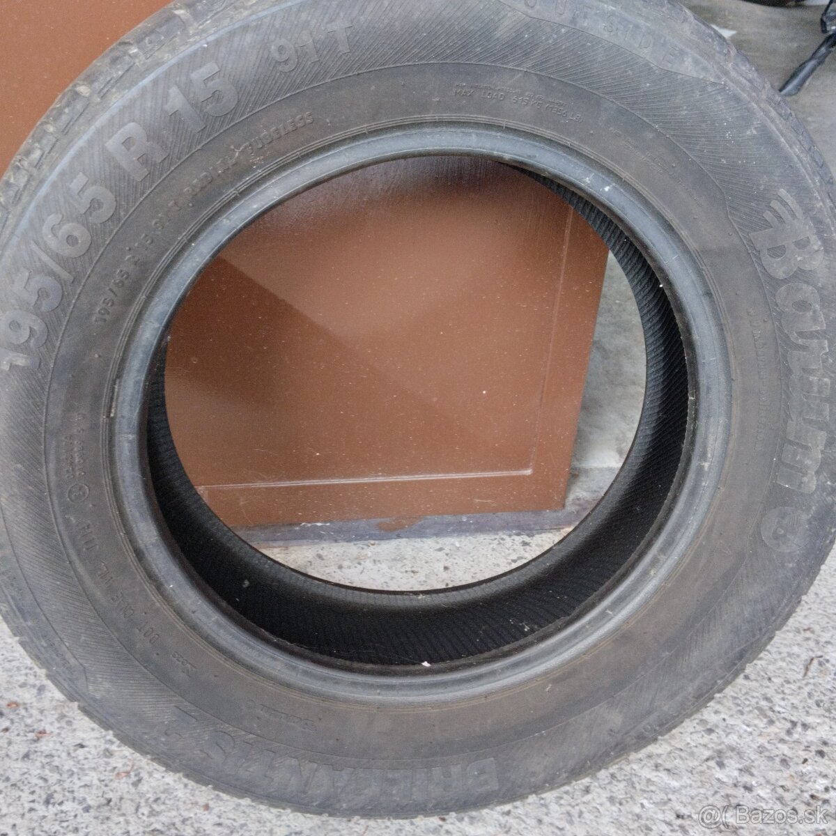 Predám pneu 195, 65 r15 - 3