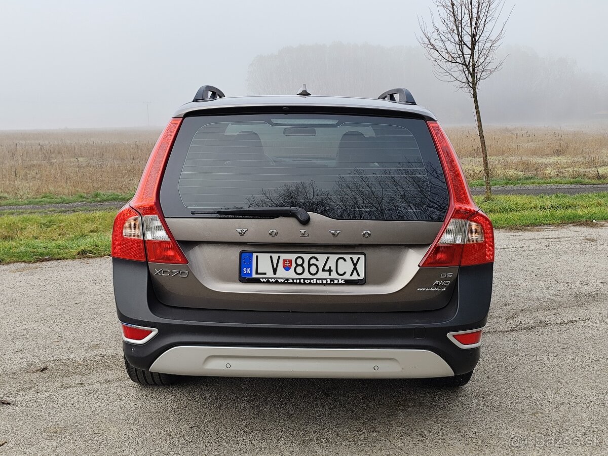 Volvo XC70 4x4 Kinetic Geartronic - 3