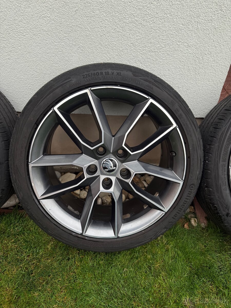 Predám Originál sadu - Škoda Gemini R18 - 3