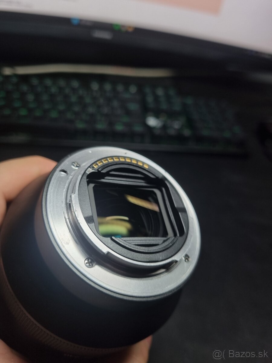 Sony FE 24-240mm f/3.5-6.3 OSS - 3